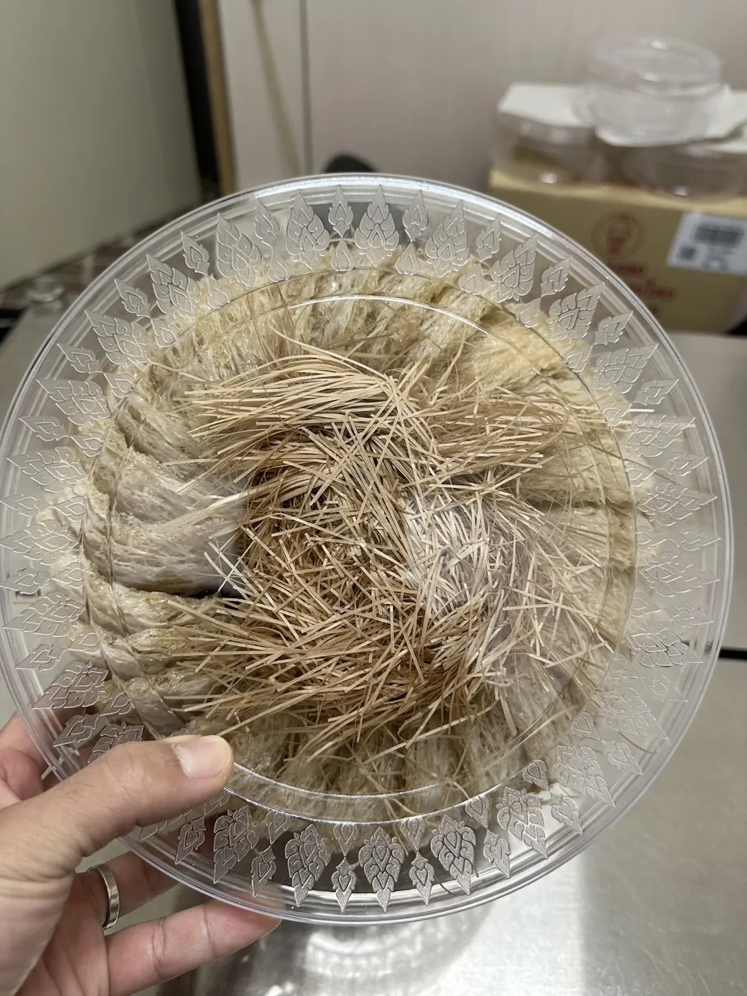 整理中的燕條